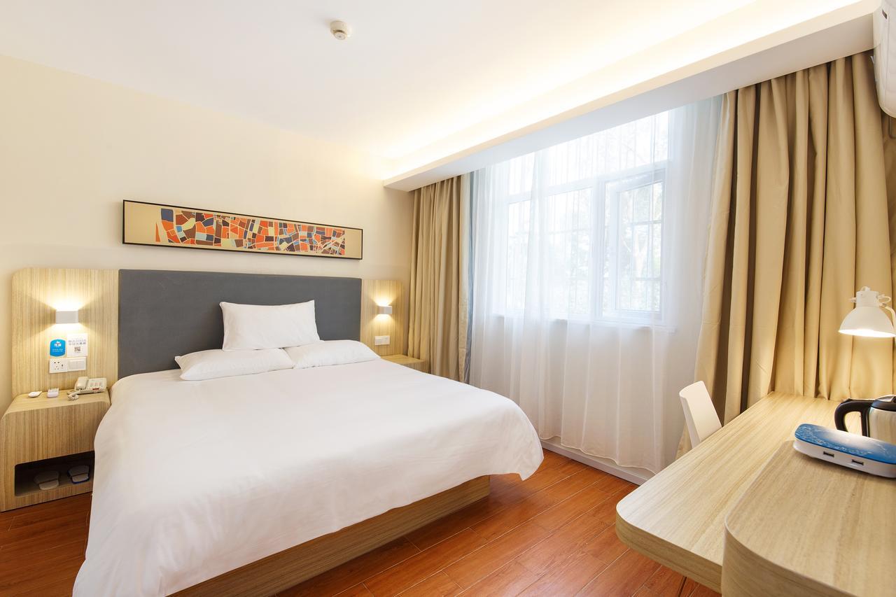 Hanting Hotel Qingdao Zhanqiao Railway Station Kültér fotó