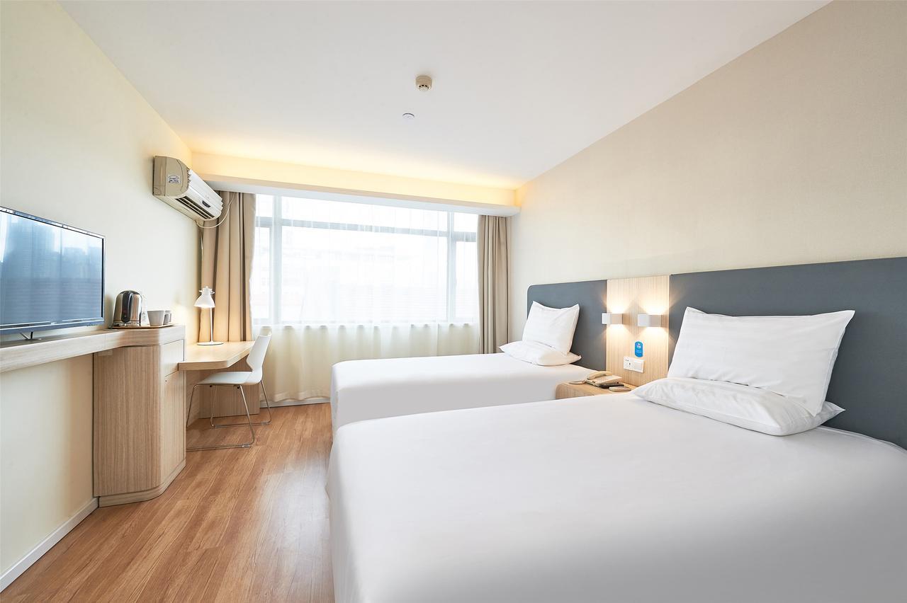 Hanting Hotel Qingdao Zhanqiao Railway Station Kültér fotó