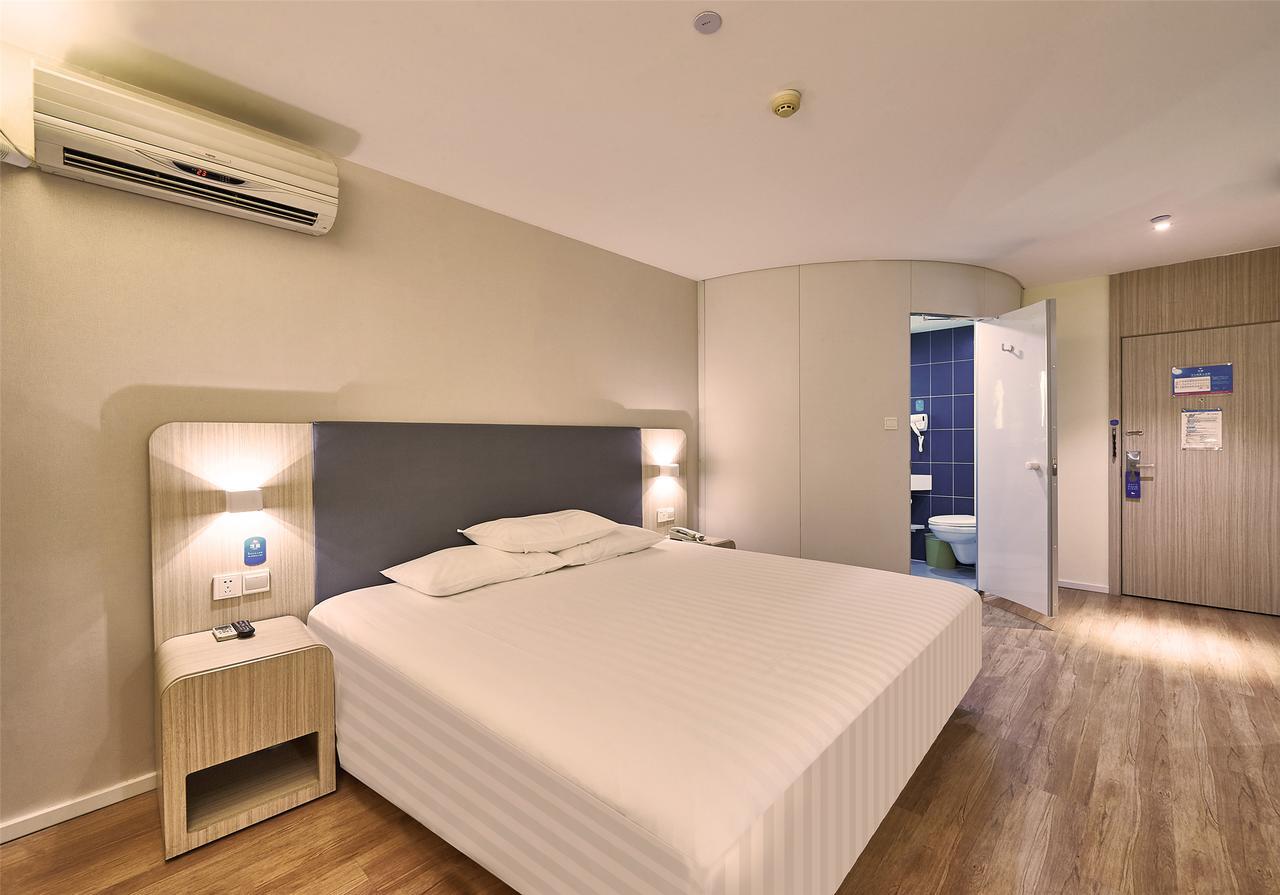 Hanting Hotel Qingdao Zhanqiao Railway Station Kültér fotó