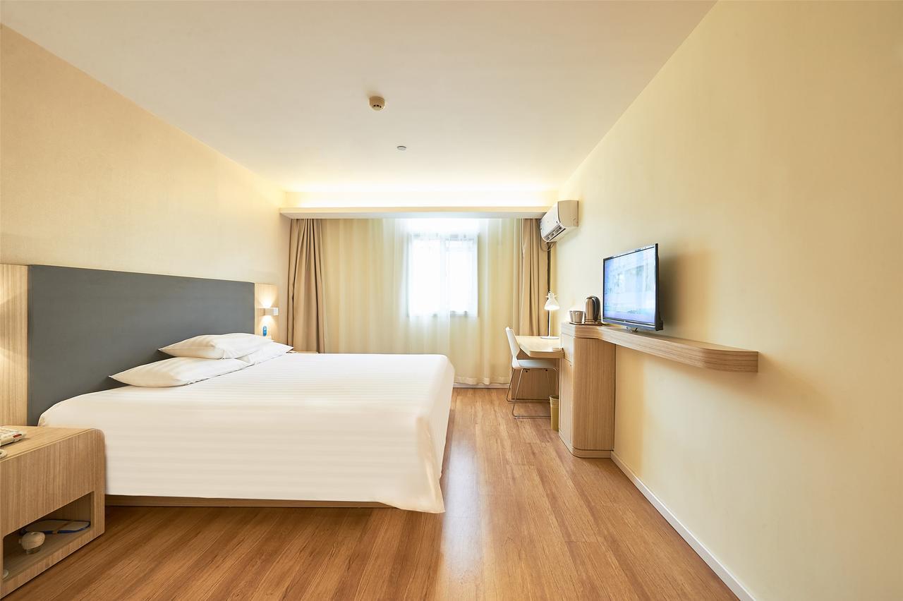 Hanting Hotel Qingdao Zhanqiao Railway Station Kültér fotó