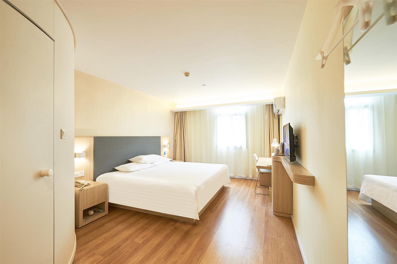 Hanting Hotel Qingdao Zhanqiao Railway Station Kültér fotó